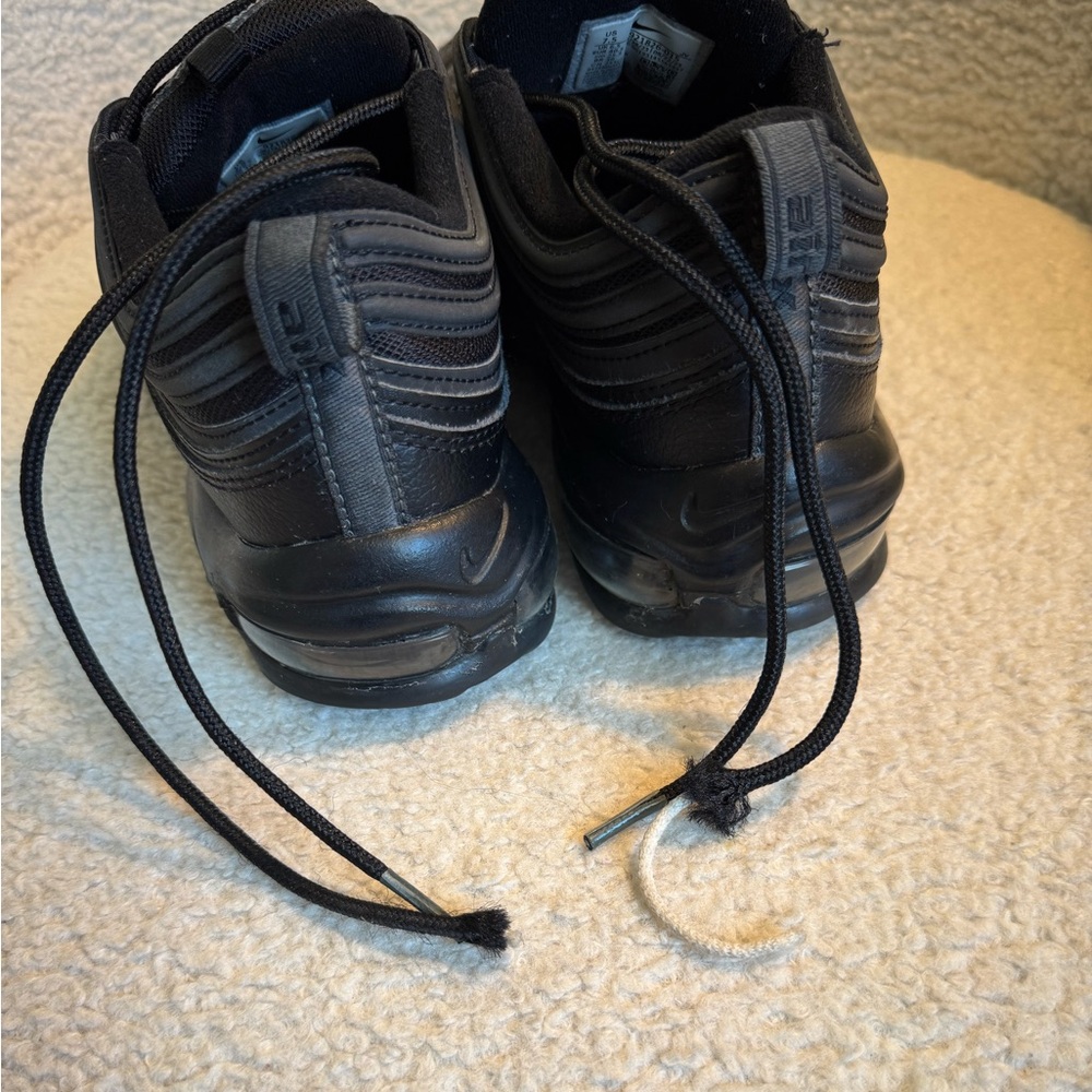 Nike Air Max Sneakers | 7.5 | PLEASE READ DESCRIPTION - Picture 9 of 9